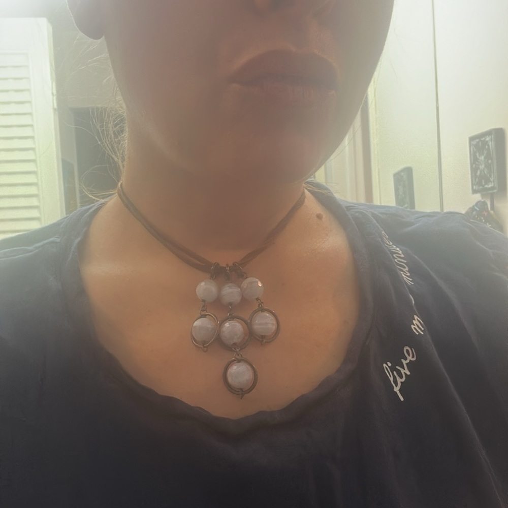 Vintage Stone Leather Necklace - Picture 5 of 8